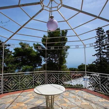 Villa Aurora Mondello Addaura Eksteriør billede