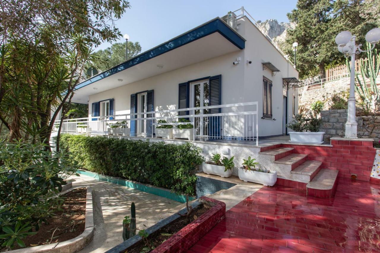 Villa Aurora Mondello Addaura Eksteriør billede