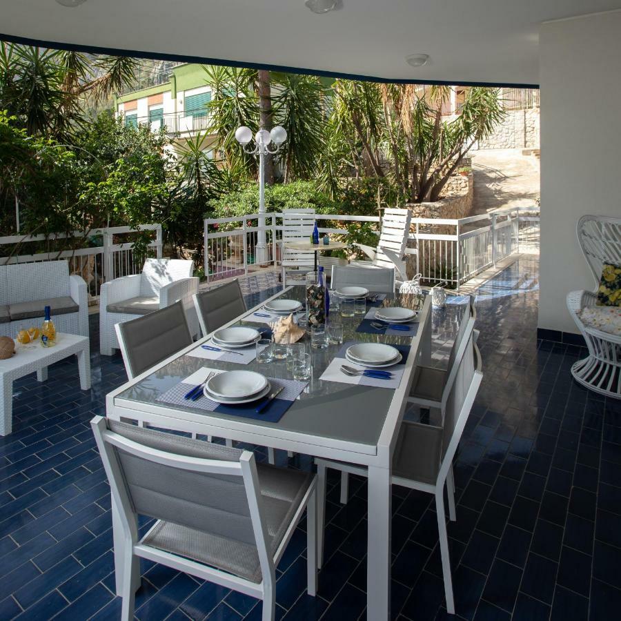 Villa Aurora Mondello Addaura Eksteriør billede