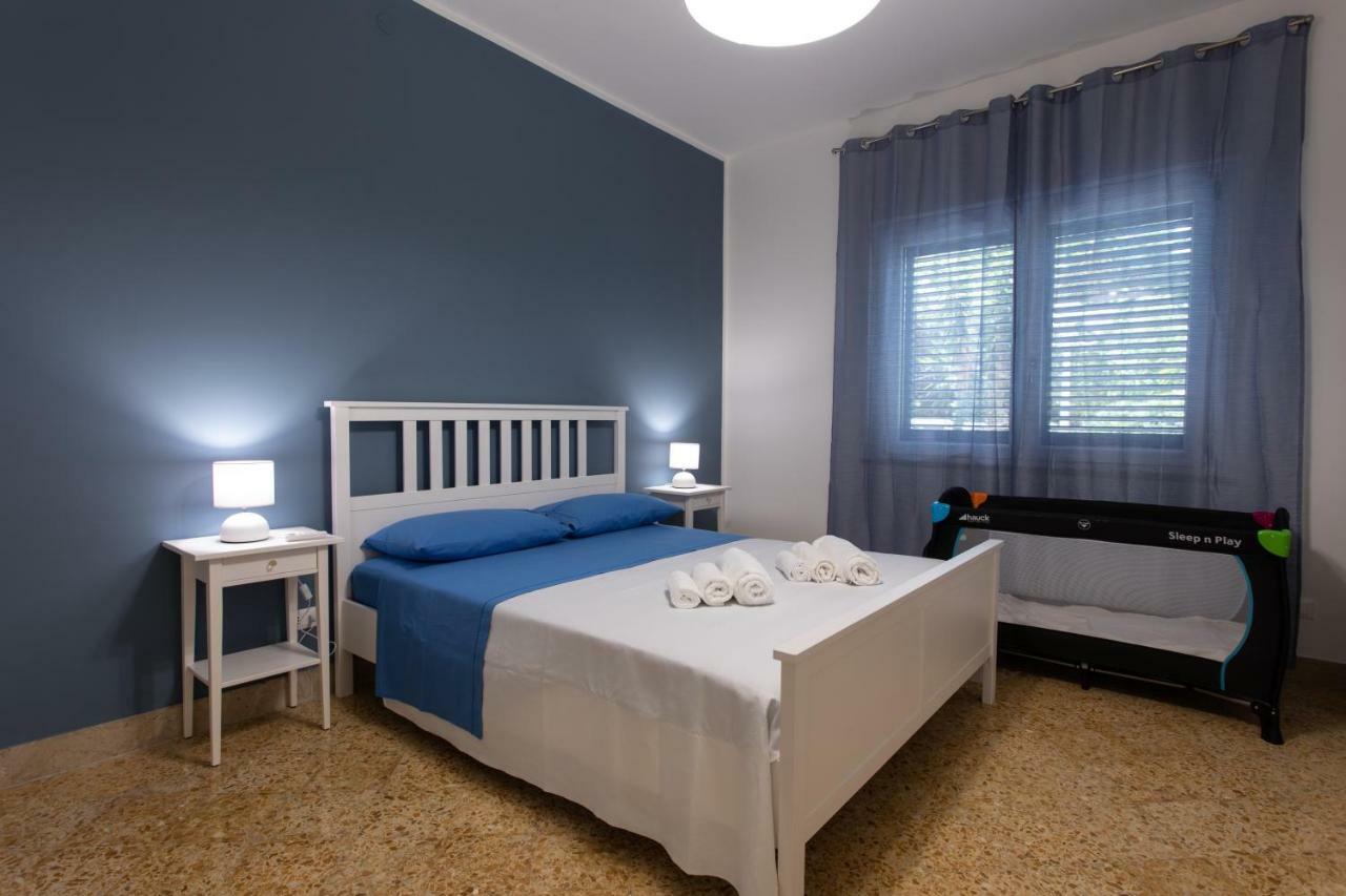 Villa Aurora Mondello Addaura Eksteriør billede