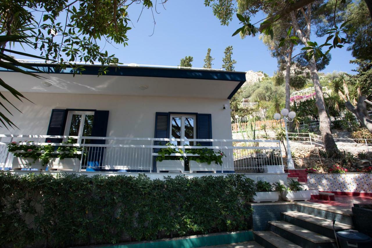 Villa Aurora Mondello Addaura Eksteriør billede