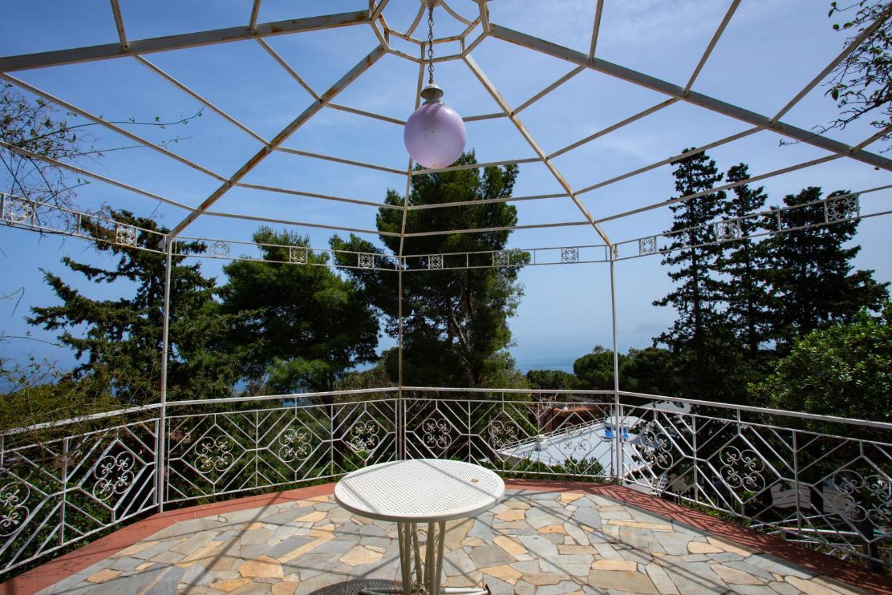 Villa Aurora Mondello Addaura Eksteriør billede